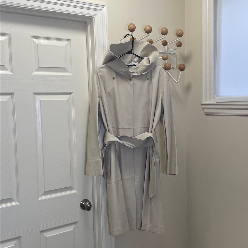 La Canadienne - Classic Hooded Leather Long Top Coat With Belt Neutral Cream 42
